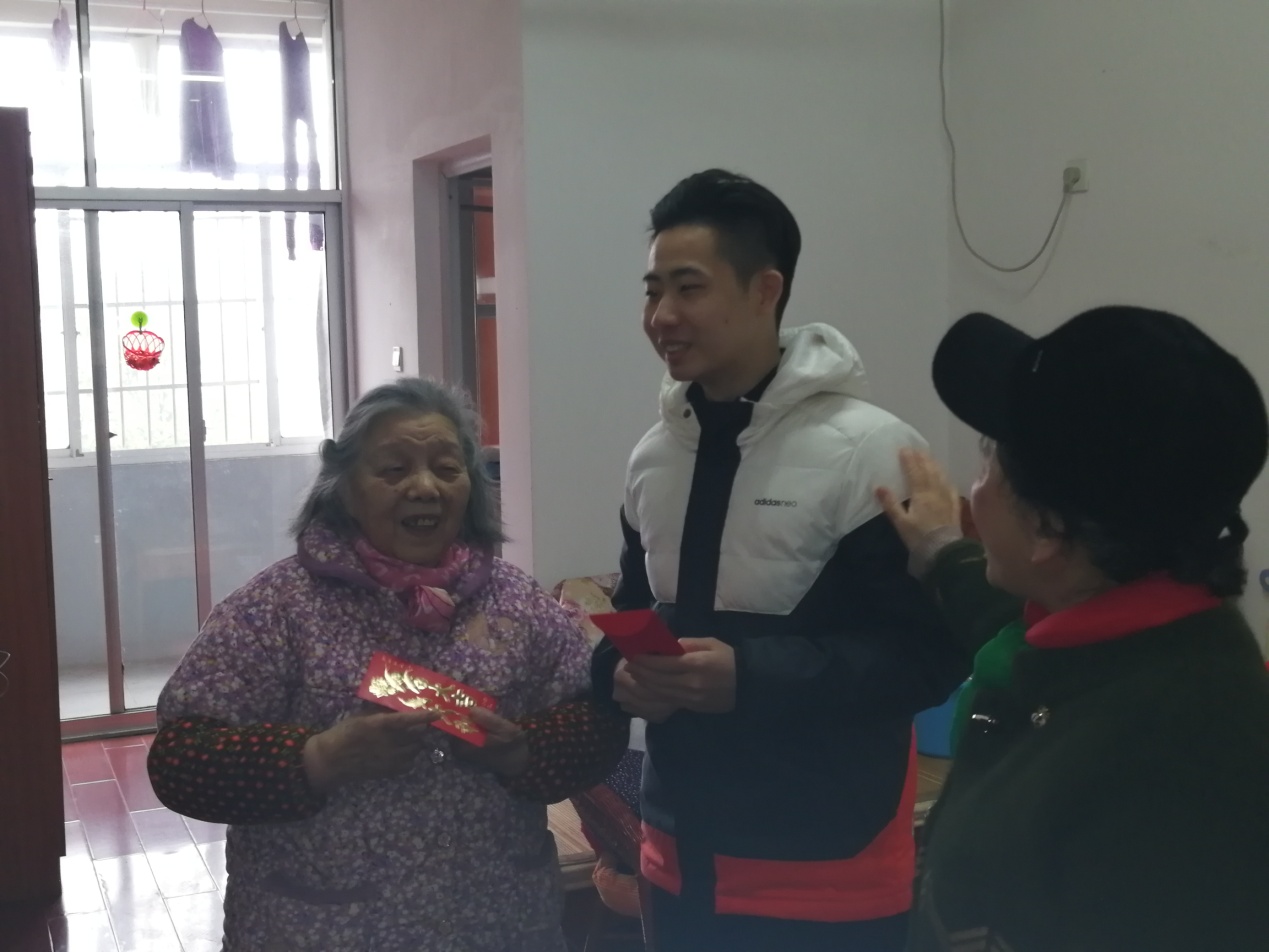 溫情滿除夕，愛心暖人心