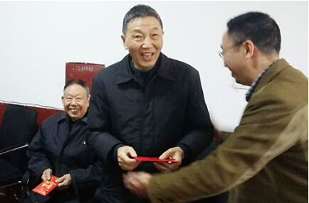 感恩老人，從我做起，從身邊做起！